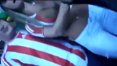 Оце так цицьки! У вболівальниці випали цицьки 18+