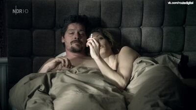 Marie Bäumer Nude - Charlotte Link - A Outra Filha, Episódio 2 (Alemanha, 2012) 720p Ver Online