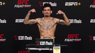 Макс Холлоуэй – UFC Vegas 42 алдындағы салмақ өлшеу
