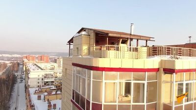 Una sauna en la azotea de un edificio de varias plantas en Kemerovo