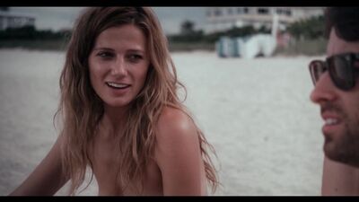 Kandis Fay desnuda - After The Wedding (EE. UU., 2017) 1080p WEB Ver online / Kandis Fay (Ericsson) - Después de la boda