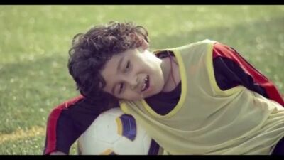 „Die Magie von Frooti“ – Shah Rukh Khan in der Werbung für das Getränk