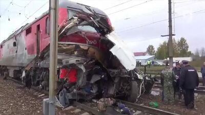 Le 6 octobre 2017, à un passage à niveau dans la région de Vladimir, le train Saint-Pétersbourg – Nijni Novgorod (accident)