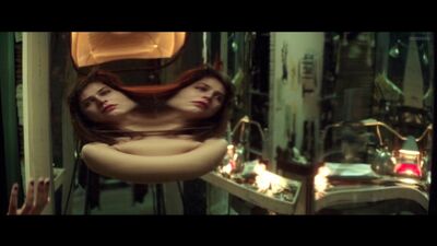 Natasha Petrovic Nua - Elixir (Austrália, 2015) 1080p
