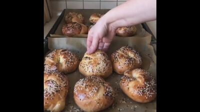 Pãezinhos turcos, AÇMA (os ingredientes estão indicados na descrição do vídeo)