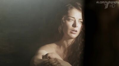 Марина Александрова, Світлана Павлова, Марина Денисова та Алеся Пухова оголені — «Снайпер 2: Тунгус» (2012) — Серія 1