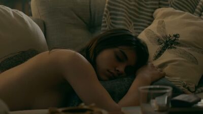 Эва Де Доминичи жалаңаш – Денелердің нәзіктігі S01 (2017) HD 1080p Онлайн көру / Эва Де Доминичи – Денелердің нәзіктігі