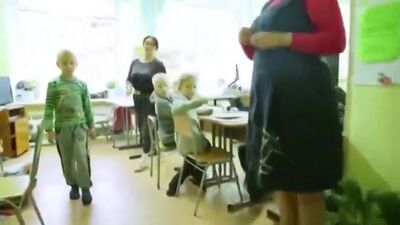 Panna młoda poprosiła, aby nie wręczano jej kwiatów, tylko zabawki