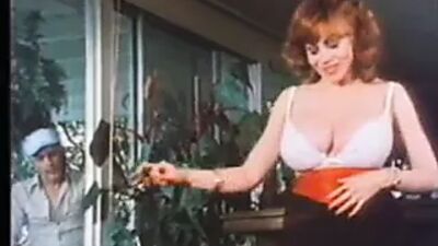 Kitten Natividad