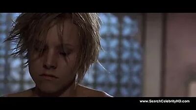 Kristen Bell nua - espartana
