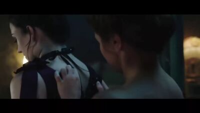 Elise Bauman and Natasha Negovanlis in Carmilla 2017