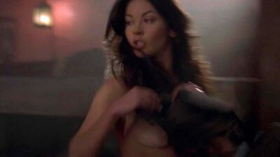 Catherine Zeta-Jones topless na scandalplanetcom