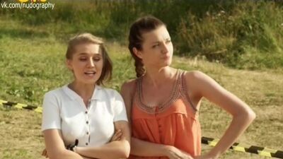 Дария Мельниковa «Әке қыздары: Супер қалыңдықтар» телехикаясында (2012) – 19-маусым / 15-эпизод (385)