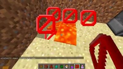 UN PRINCIPIANTE CONTRO UN INVISIBILE IN MINECRAFT! TROLLAGGIO DI UN PRINCIPIANTE IN MINECRAFT Cartone animato! Trappola in Minecraft
