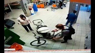 Apalpeó a un guardia de seguridad | Farsh