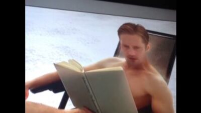 Alexander Skarsgård: Całkowicie nagi w finale serialu „True Blood”