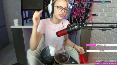 Glória Matvien - Rap sobre o Twitch