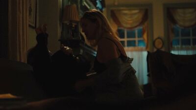 Kate Winslet - «Mare de Easttown», temporada 1, episodio 1