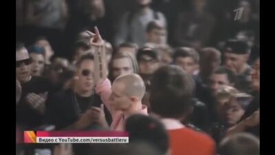 «Vremya Voskresnoye» — reportagem sobre o confronto entre Oxxxymiron e Slava KPSS (#NR)