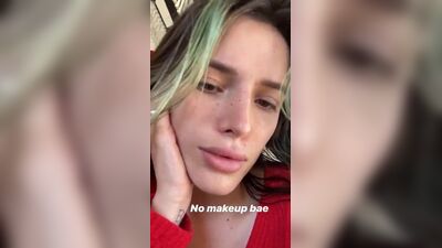 Tratamiento facial de Bella Thorne