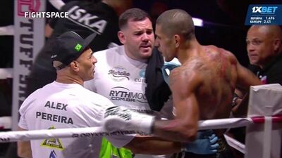 Алекс Перейра мен Юсри Белгарoui, GLORY 55 турниріндегі қатыгез нокаут