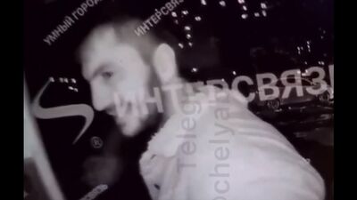En Cheliábinsk, tres desconocidos secuestraron a una joven en su propia casa