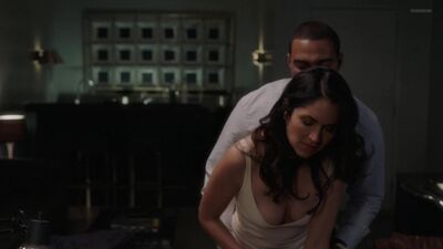 Lela Loren nago – Power – s03e01 (USA 2016) 1080p