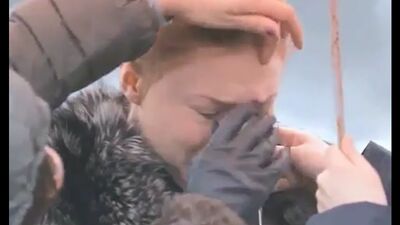 Sophie Turner weint