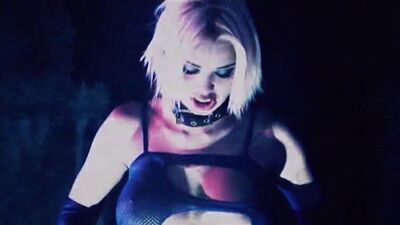 „Rebel Yell” – softcore'owy teledysk porno z blondynką o dużym biuście