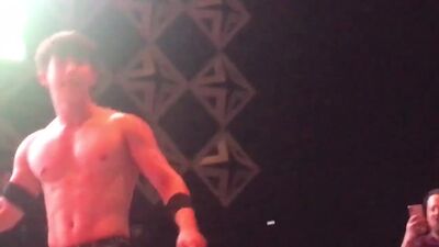 [VK][181201] Fancam dos MONSTA X - Final (foco no Wonho) @ Jingle Ball Tour em São Francisco