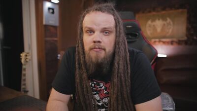 [Hellscream Academy RUS] A voz de Billie Eilish pelos ouvidos do professor de canto