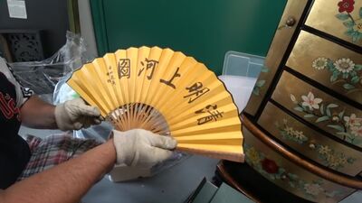[ENCHÈRES DE CONTENEURS AUX ÉTATS-UNIS] 10 000 $ pour de l'art chinois ? Des trouvailles très lucratives dans un conteneur abandonné. Quelle chance !