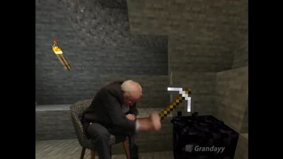 Bernie Sanders extrae obsidiana con un pico de hierro en Minecraft