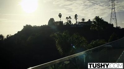 TUSHY: перший анал Аріани Марі