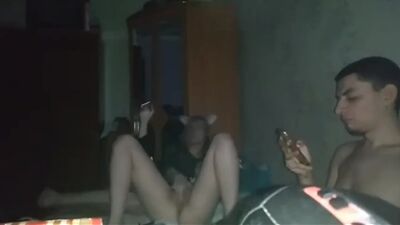Түндеу, орыс үй порносы, FFM, Жаңа жылдық секс, жастар