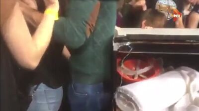 Une vidéo montrant un couple en train d'avoir des relations sexuelles dans une boîte de nuit de Nijni Novgorod fait le buzz sur Internet (18+)