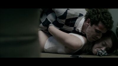 Przemoc seksualna (gwałt) z filmu: „I Spit On Your Grave 2” („Płuję na wasze groby 2”) – 2013 r., Gemma Dullander