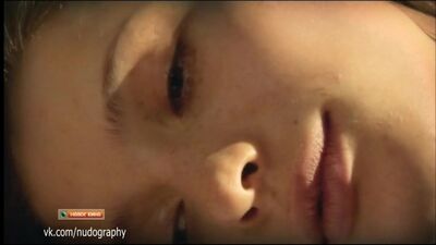 Svetlana Ivanova nua no filme «Prozrenie» (2012, Alexander Melentyev)