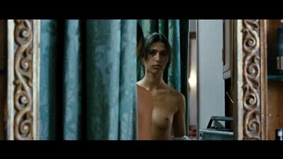 Olivia Magnani - Las consecuencias del amor (004)