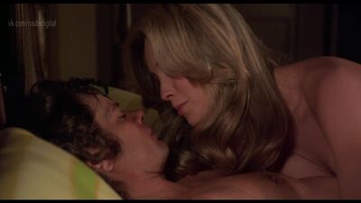 Cornelia Sharpe, Margot Kidder, Jennifer O'Neill nuas - A Reencarnação de Peter Proud (1975) HD 1080p Ver online