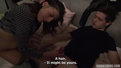 Czech Twins 5 [Réalité, Fellation, Gonzo, Hardcore, Que du sexe, nouveau porno 2016, HD] cul, seins, strapon, hardcore, handjob, hentai