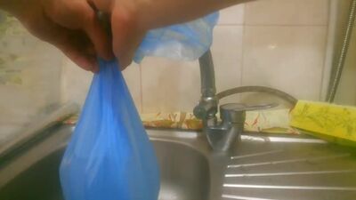 Як зробити вагіну з пакета вдома! Реалістична іграшка 18
