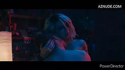 Kate Beckinsale, escena de desnudo en el baño