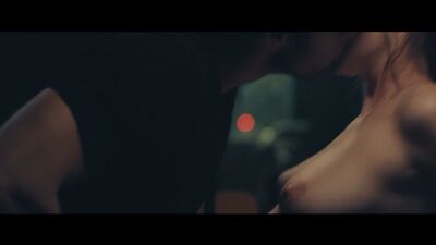 Shailene Woodley Nua - Finais, Começos (2019) HD 1080p Ver Online