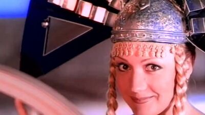 Tatiana Bulanova - « YaSnoy Moyi Svet » HD : la chanteuse Tanya Bulanova, chanson, clip, tubes russes des années 90