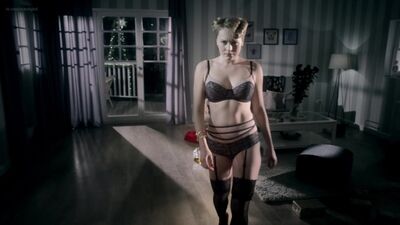 Magdalena Lamparska Nude - Sem pânico, com um toque de histeria (2016) Magdalena Lamparska - Sem pânico, com um toque de histeria