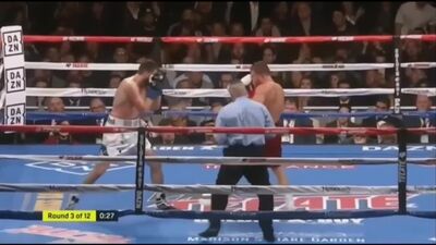 Saul Alvarez kontra Rocky Fielding – techniczny nokaut