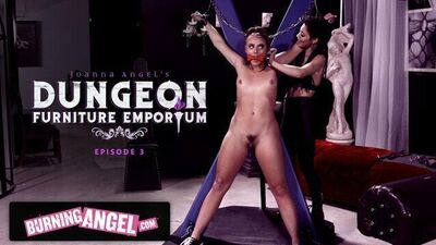Gia Derza e la sua prima esperienza BDSM con Brooklyn Grey