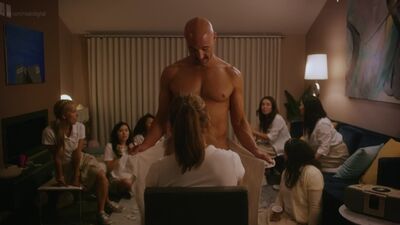 Джесс Габор – Hot Seat (2017) HD 1080p Жалаңаш па? Секси! Онлайн қараңыз / Джесс Габор – Hot Seat