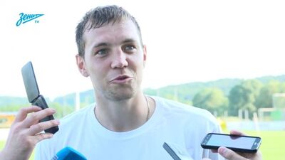 «Мұнда кел, кішкентай ойыншы!» Дзюбаны Зенитте қалай қарсы алды